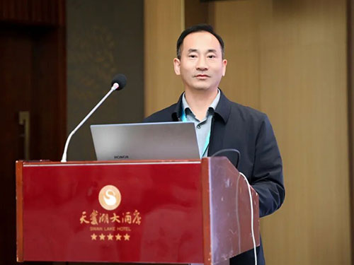 第十四屆VOCs減排與控制會議 “環(huán)保稅”成為最熱話題，“啟風水旋塔”收到專家老師的表揚